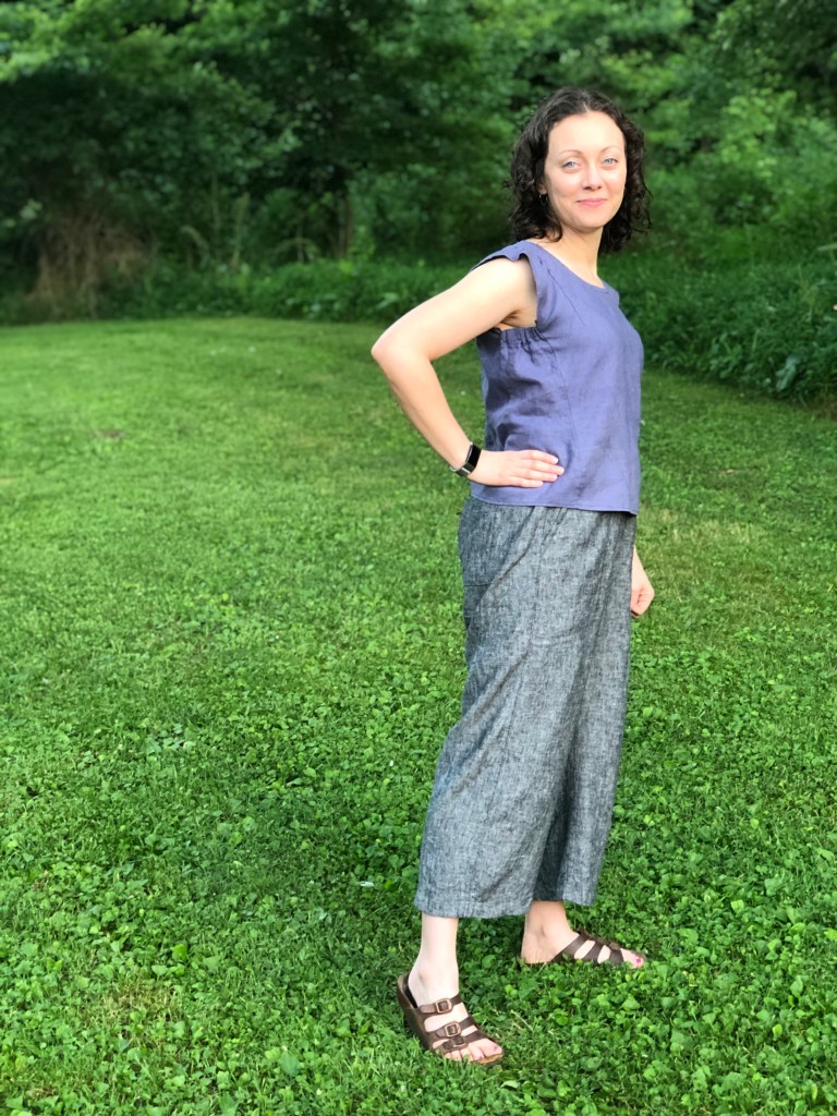 Pattern Review: Free Range Slacks by Sew House 7 – oak blue designs